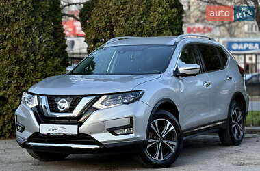 Позашляховик / Кросовер Nissan Rogue 2017 в Одесі