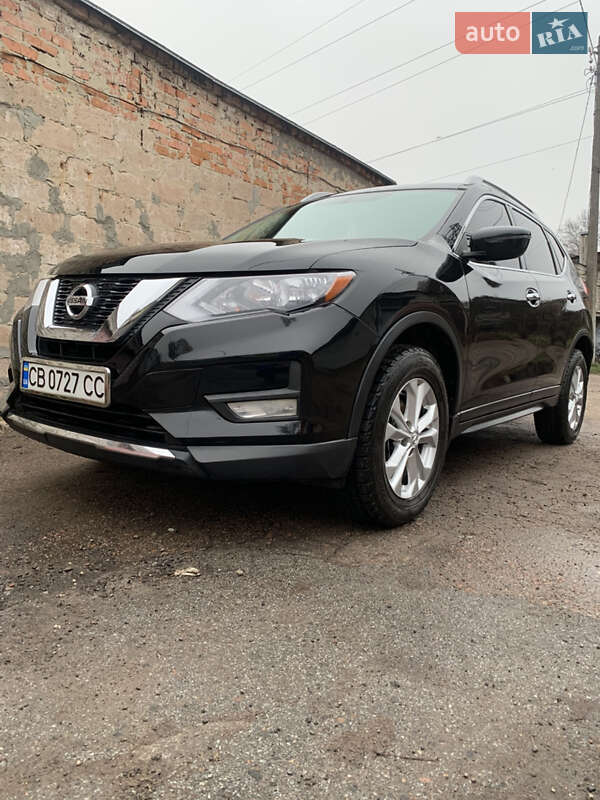 Позашляховик / Кросовер Nissan Rogue 2016 в Чернігові
