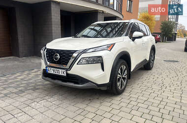 Внедорожник / Кроссовер Nissan Rogue 2021 в Ивано-Франковске