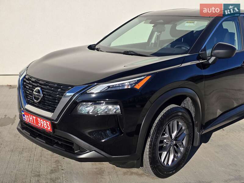 Позашляховик / Кросовер Nissan Rogue 2021 в Луцьку