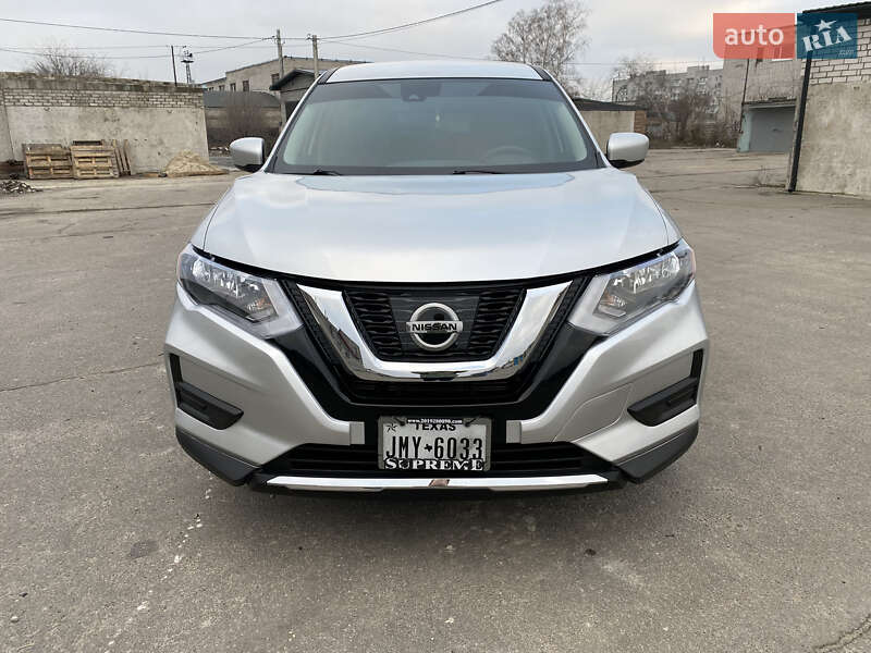Позашляховик / Кросовер Nissan Rogue 2020 в Кременчуці