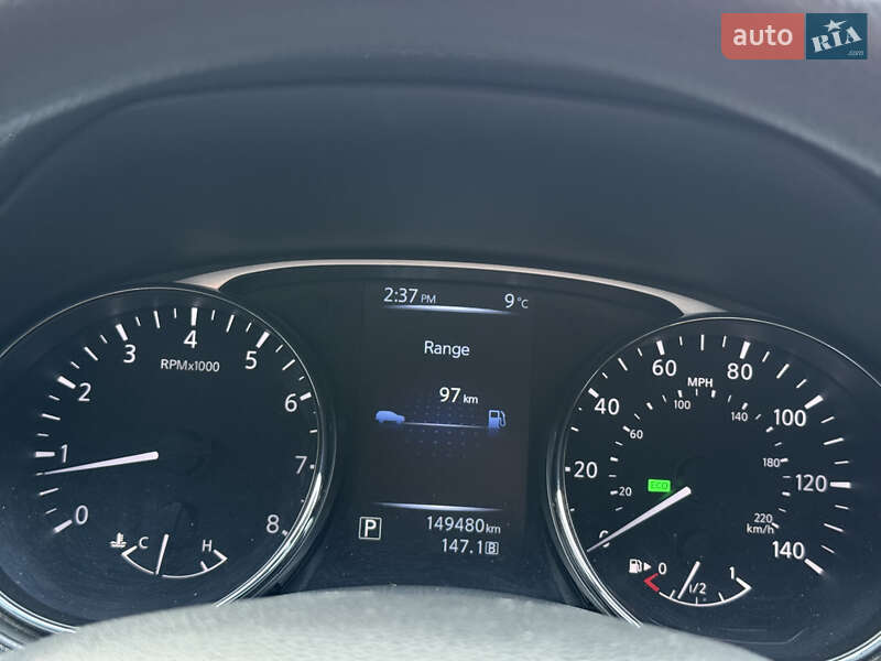 Внедорожник / Кроссовер Nissan Rogue 2015 в Тернополе