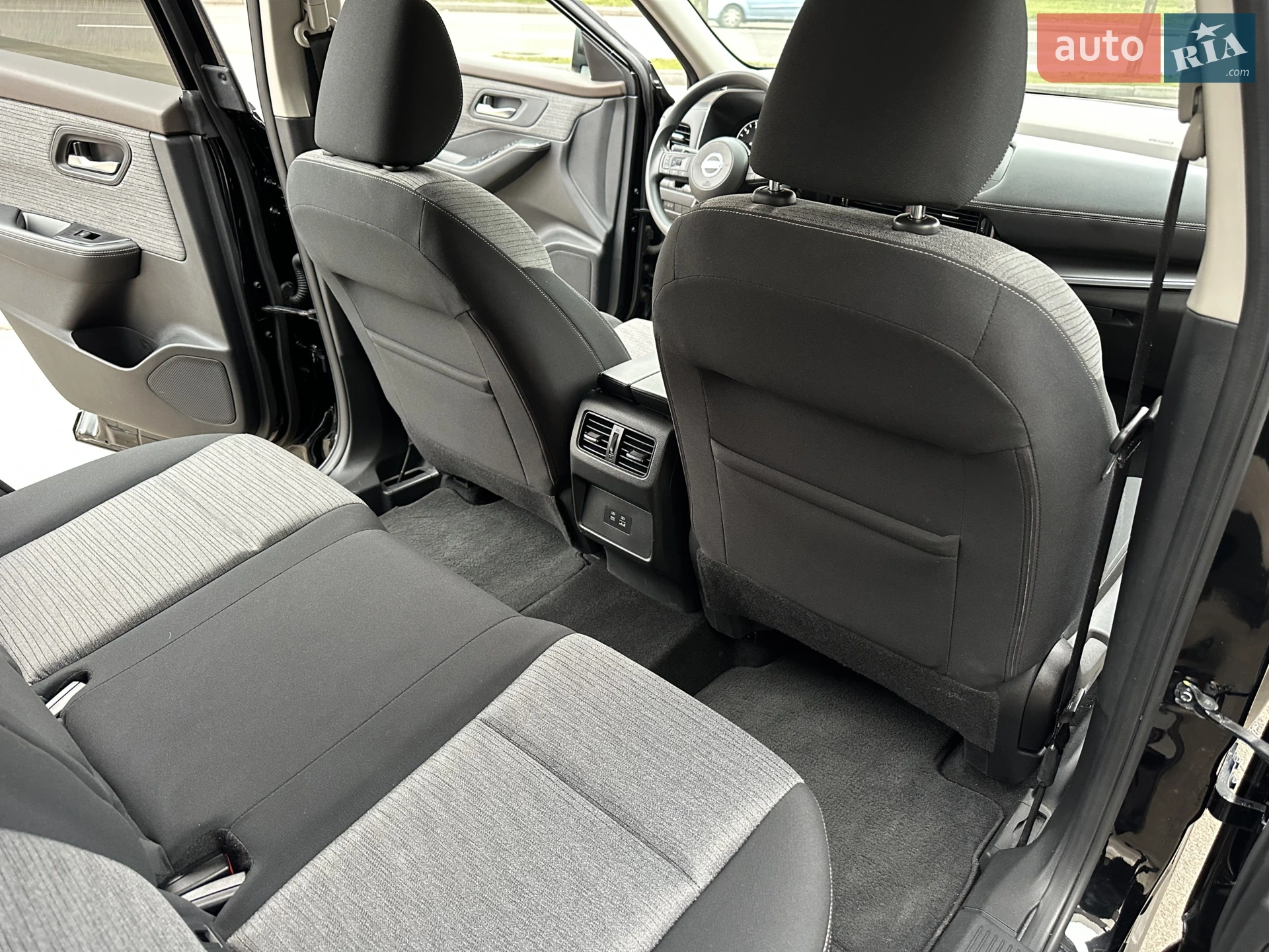 2020 Nissan Rogue - мініатюра 33