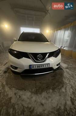 Внедорожник / Кроссовер Nissan Rogue 2016 в Киеве