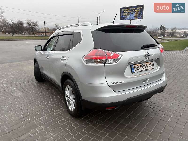 Позашляховик / Кросовер Nissan Rogue 2016 в Харкові