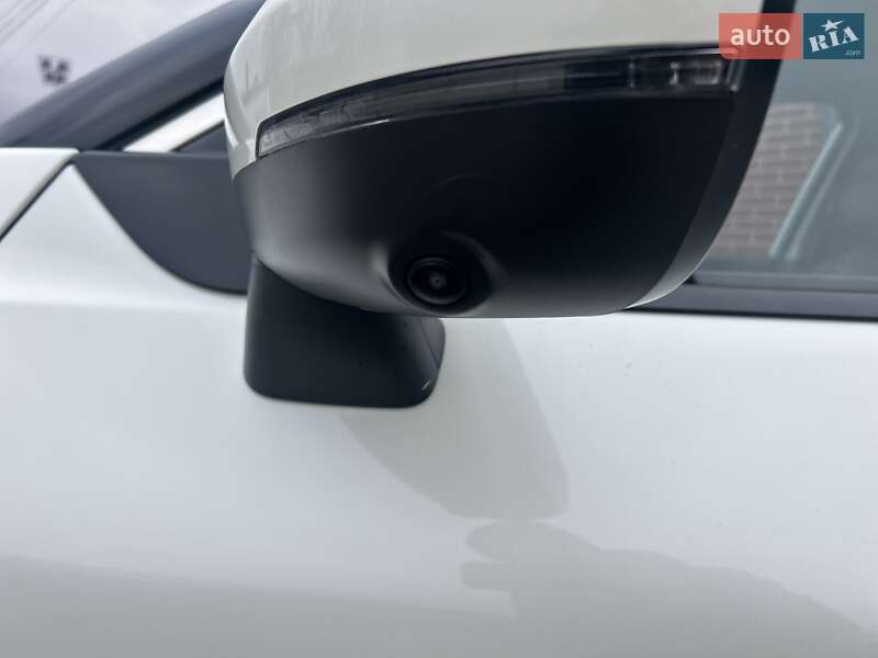 Внедорожник / Кроссовер Nissan Rogue 2022 в Львове