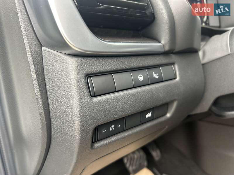 Внедорожник / Кроссовер Nissan Rogue 2022 в Львове