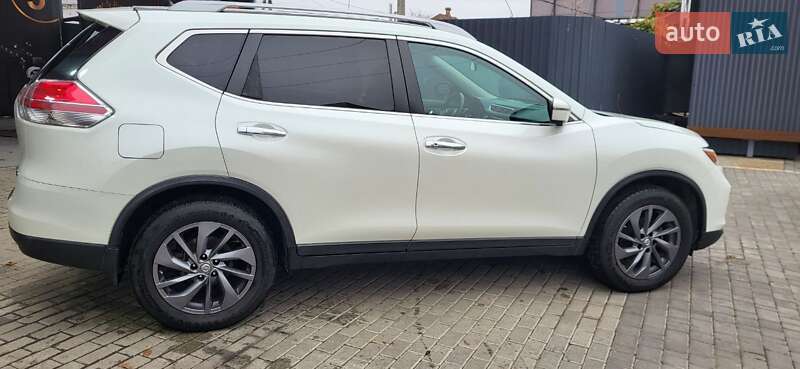 Внедорожник / Кроссовер Nissan Rogue 2016 в Днепре