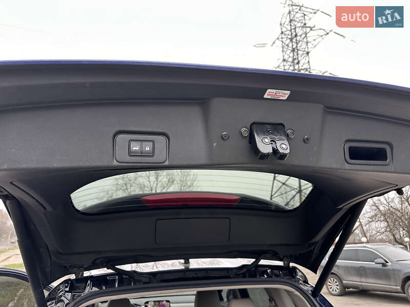 Позашляховик / Кросовер Nissan Rogue 2021 в Запоріжжі