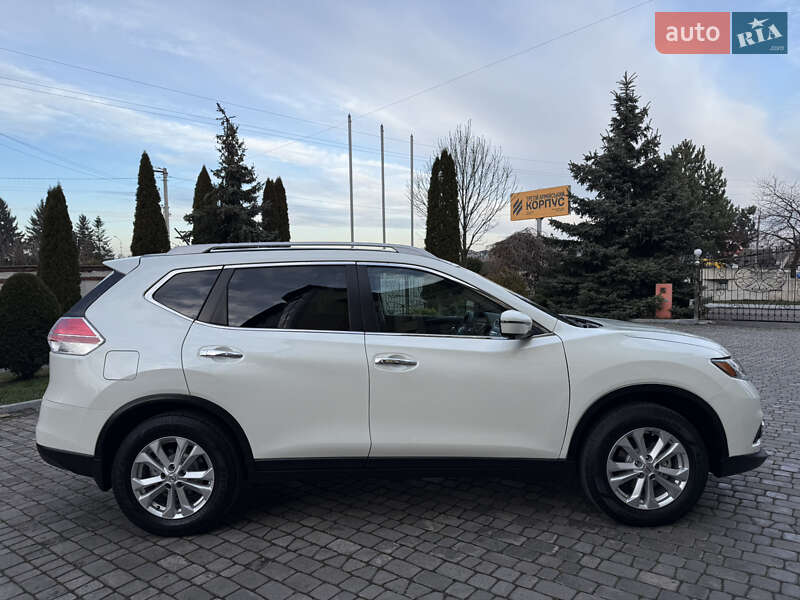 Позашляховик / Кросовер Nissan Rogue 2016 в Львові фото 6 Позашляховик / Кросовер Nissan Rogue 2016 в Львові