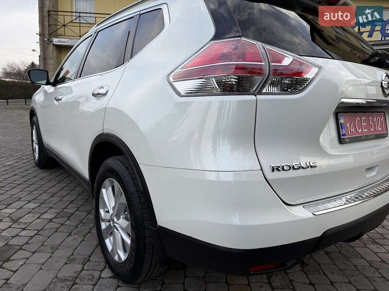 Позашляховик / Кросовер Nissan Rogue 2016 в Львові фото 10 Позашляховик / Кросовер Nissan Rogue 2016 в Львові