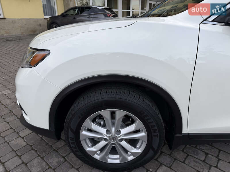 Позашляховик / Кросовер Nissan Rogue 2016 в Львові фото 13 Позашляховик / Кросовер Nissan Rogue 2016 в Львові