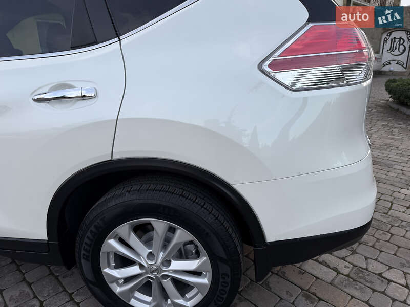 Позашляховик / Кросовер Nissan Rogue 2016 в Львові фото 16 Позашляховик / Кросовер Nissan Rogue 2016 в Львові
