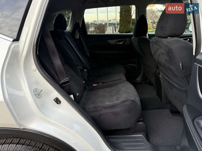 Позашляховик / Кросовер Nissan Rogue 2016 в Львові фото 34 Позашляховик / Кросовер Nissan Rogue 2016 в Львові