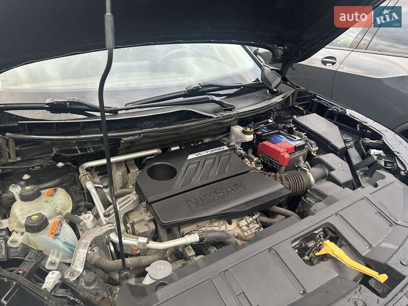 Внедорожник / Кроссовер Nissan Rogue 2022 в Львове