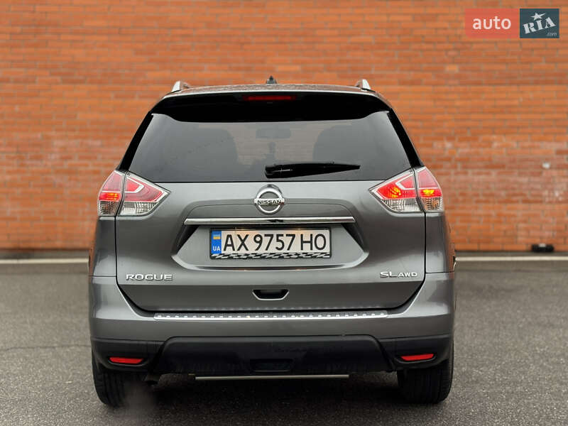 Внедорожник / Кроссовер Nissan Rogue 2015 в Киеве