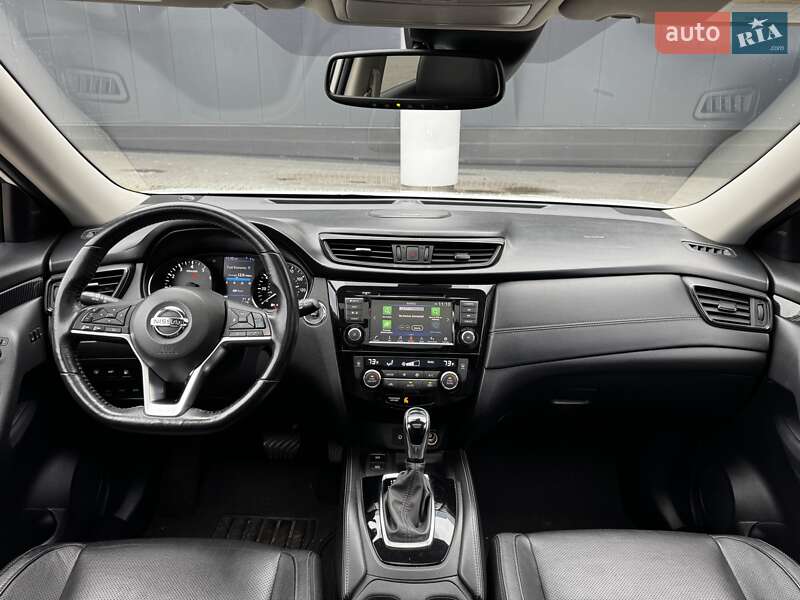 Внедорожник / Кроссовер Nissan Rogue 2018 в Киеве