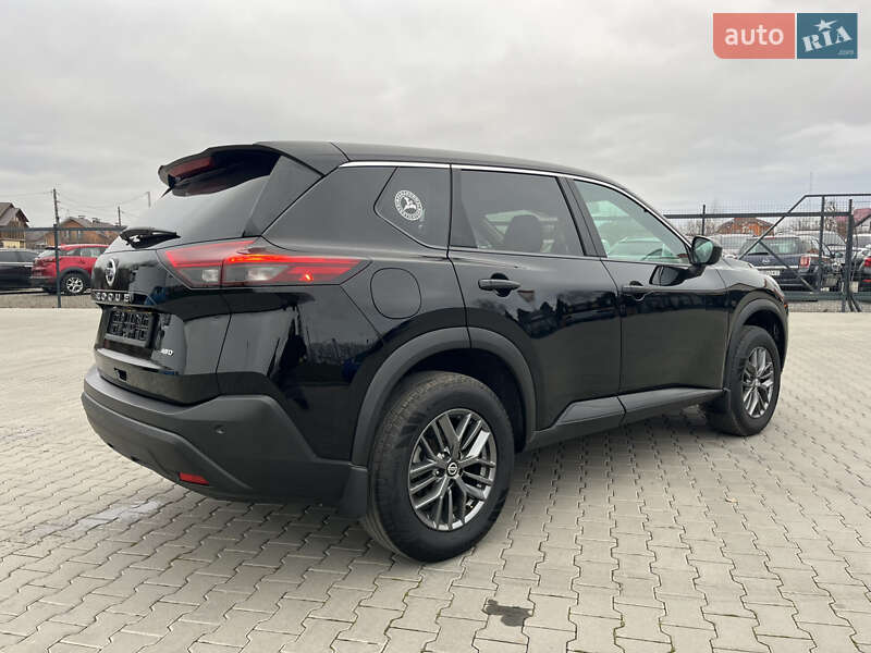 Внедорожник / Кроссовер Nissan Rogue 2020 в Виннице