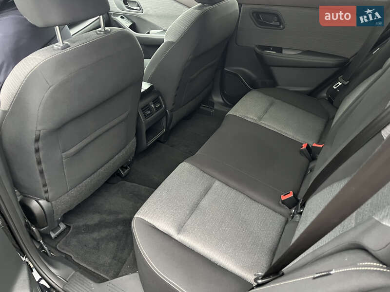 Внедорожник / Кроссовер Nissan Rogue 2020 в Виннице