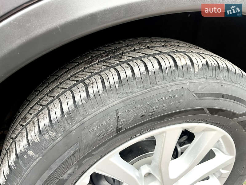 Внедорожник / Кроссовер Nissan Rogue 2018 в Каменском