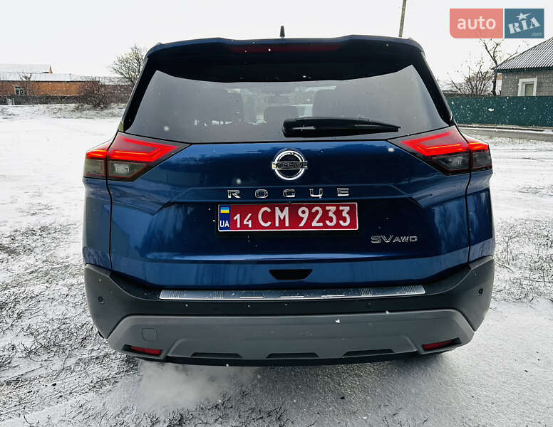Внедорожник / Кроссовер Nissan Rogue 2021 в Лубнах