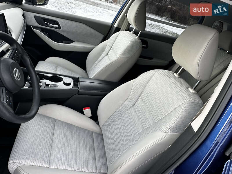 Внедорожник / Кроссовер Nissan Rogue 2021 в Лубнах