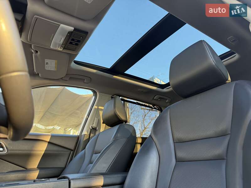 Позашляховик / Кросовер Nissan Rogue 2020 в Києві