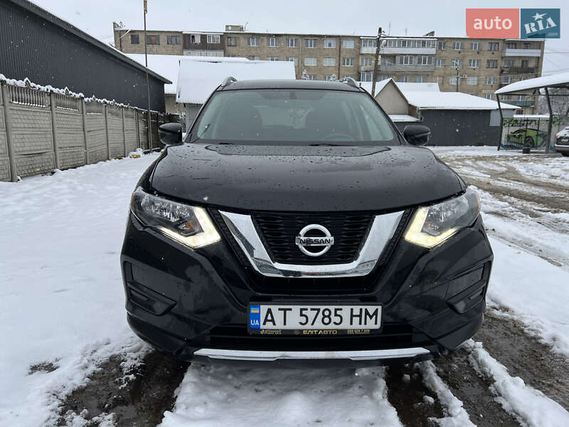 Внедорожник / Кроссовер Nissan Rogue 2017 в Коломые
