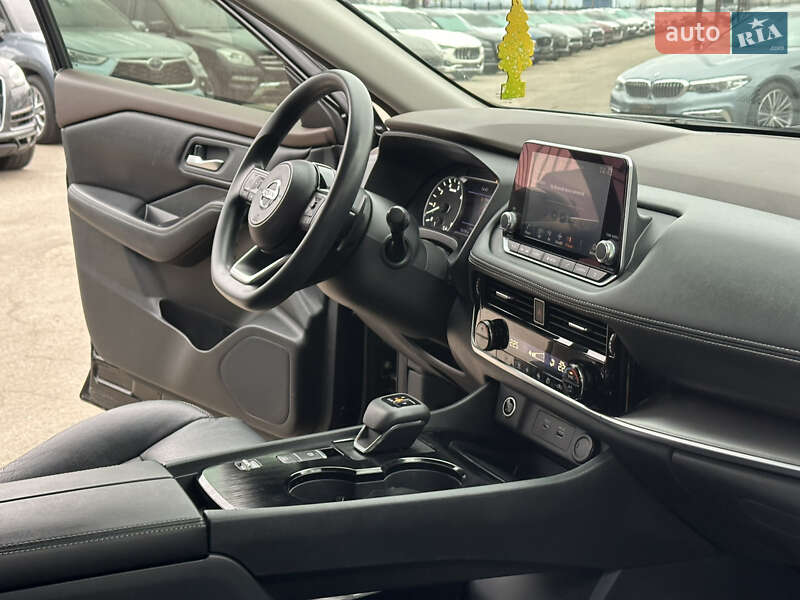 Позашляховик / Кросовер Nissan Rogue 2020 в Харкові