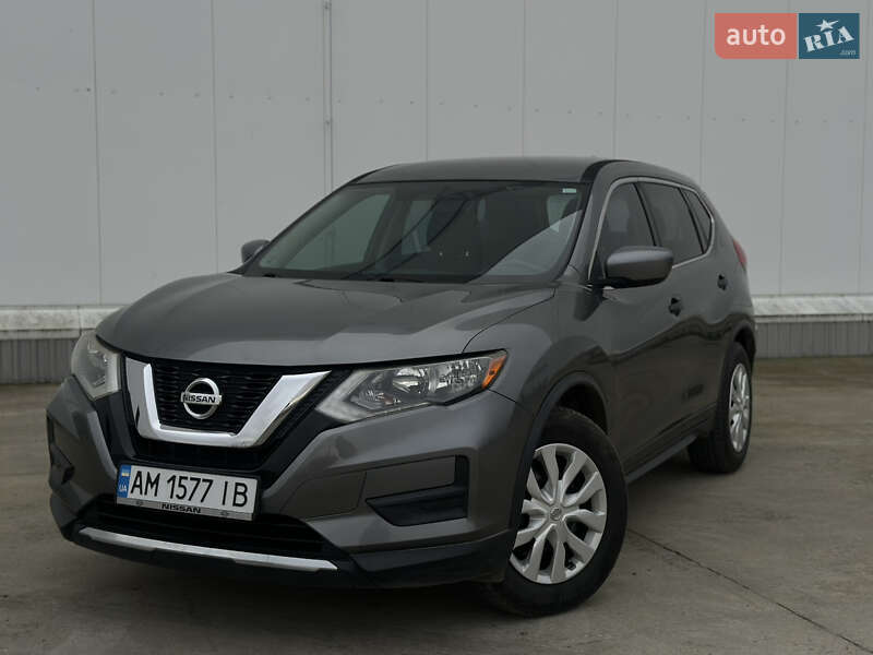 Позашляховик / Кросовер Nissan Rogue 2016 в Коростені
