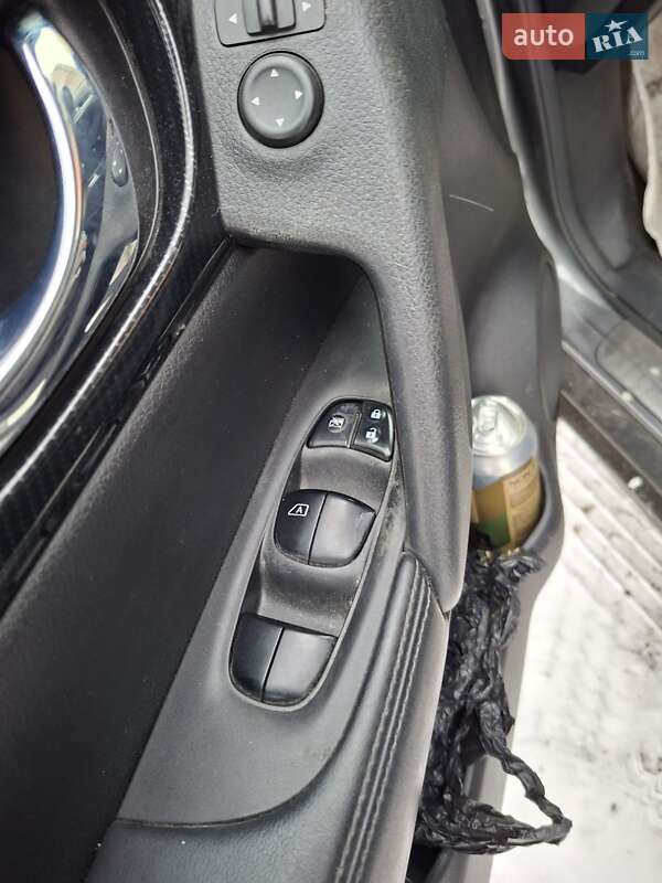 Позашляховик / Кросовер Nissan Rogue 2018 в Хмельницькому