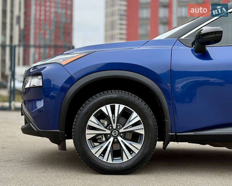 Внедорожник / Кроссовер Nissan Rogue 2020 в Киеве