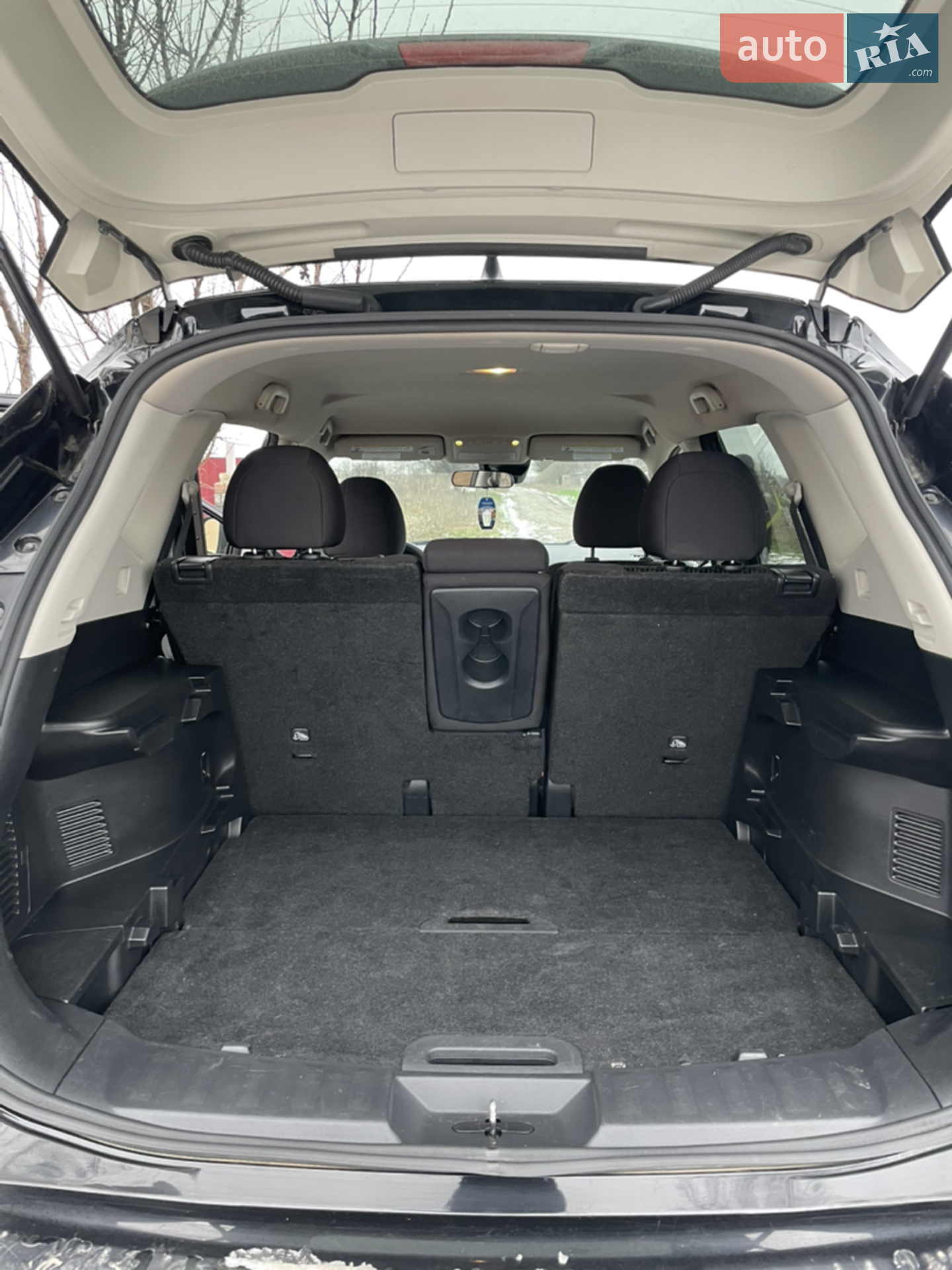 2019 Nissan Rogue - мініатюра 14