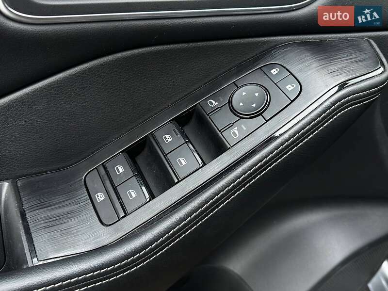 Внедорожник / Кроссовер Nissan Rogue 2021 в Харькове