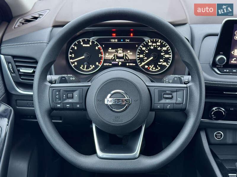 Внедорожник / Кроссовер Nissan Rogue 2023 в Киеве