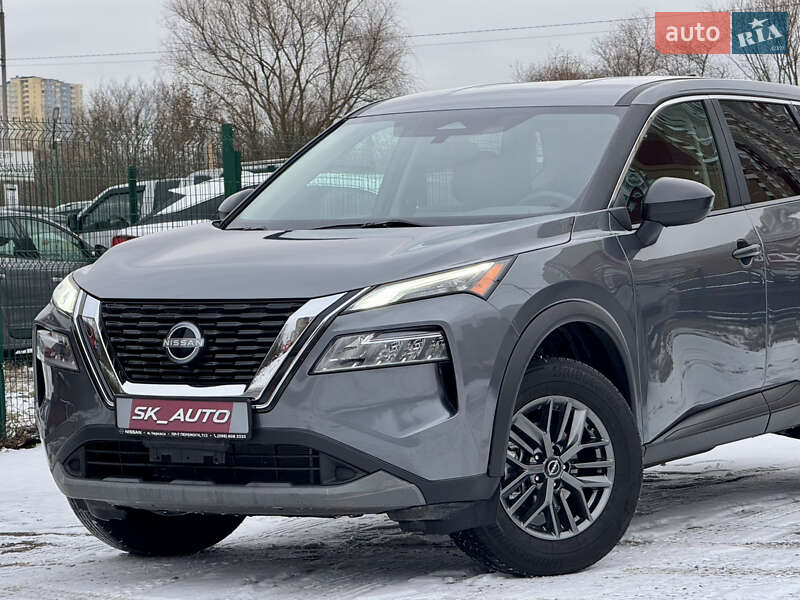 Внедорожник / Кроссовер Nissan Rogue 2023 в Киеве