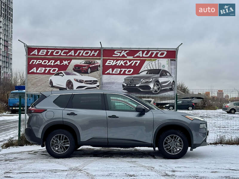 Внедорожник / Кроссовер Nissan Rogue 2023 в Киеве
