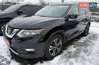 Внедорожник / Кроссовер Nissan Rogue 2017 в Полтаве