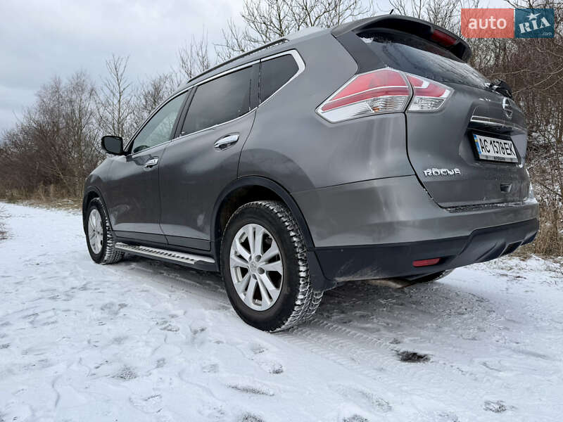 Позашляховик / Кросовер Nissan Rogue 2014 в Володимирі