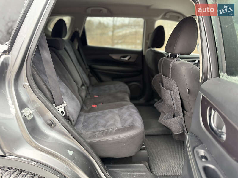 Позашляховик / Кросовер Nissan Rogue 2014 в Володимирі