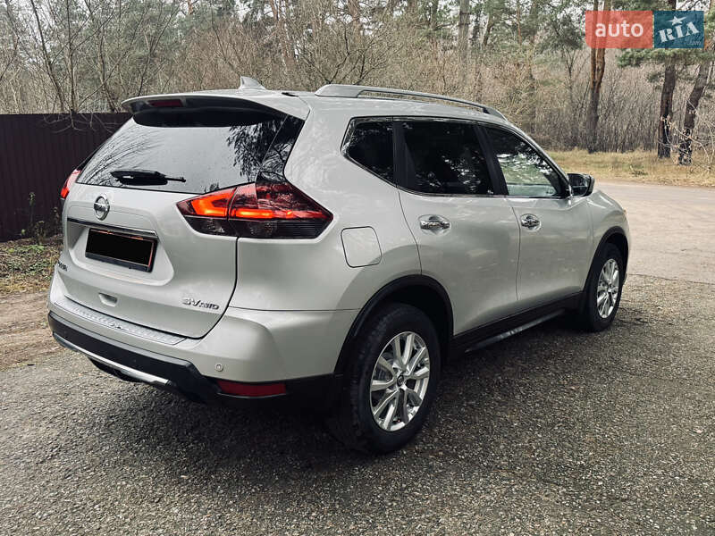 Позашляховик / Кросовер Nissan Rogue 2018 в Києві