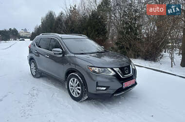 Позашляховик / Кросовер Nissan Rogue 2018 в Рівному
