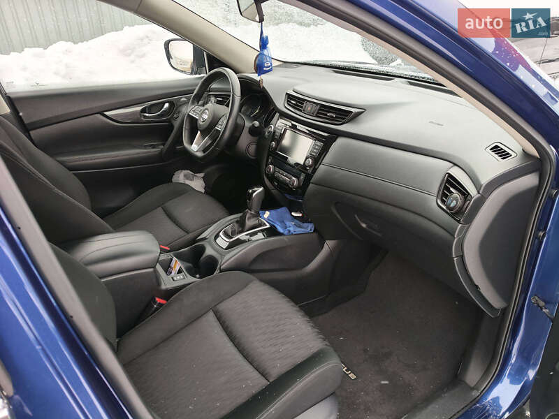 Позашляховик / Кросовер Nissan Rogue 2018 в Сумах фото 10 Позашляховик / Кросовер Nissan Rogue 2018 в Сумах