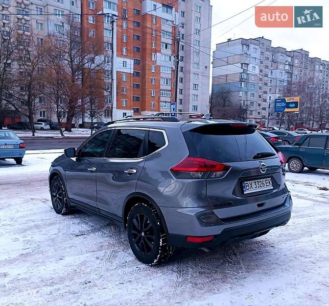 Позашляховик / Кросовер Nissan Rogue 2018 в Хмельницькому