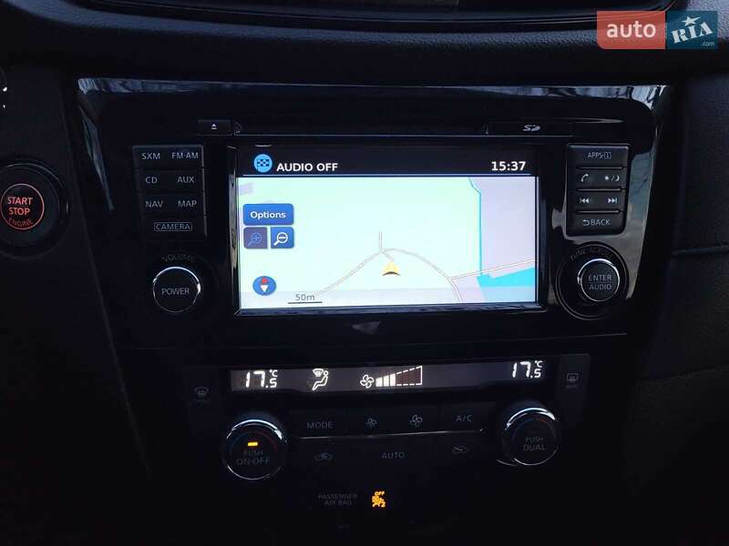 Внедорожник / Кроссовер Nissan Rogue 2017 в Кропивницком