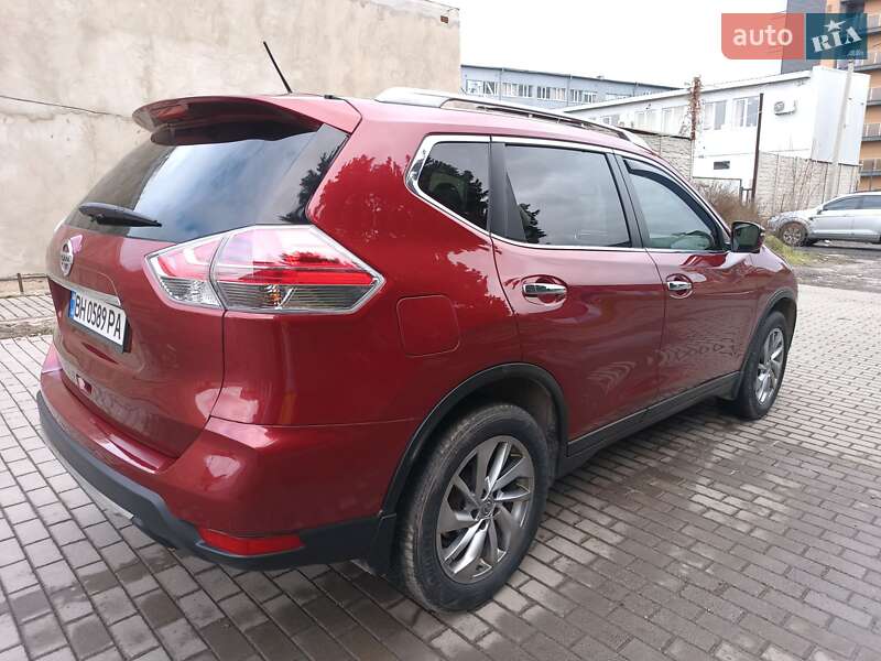 Позашляховик / Кросовер Nissan Rogue 2014 в Одесі