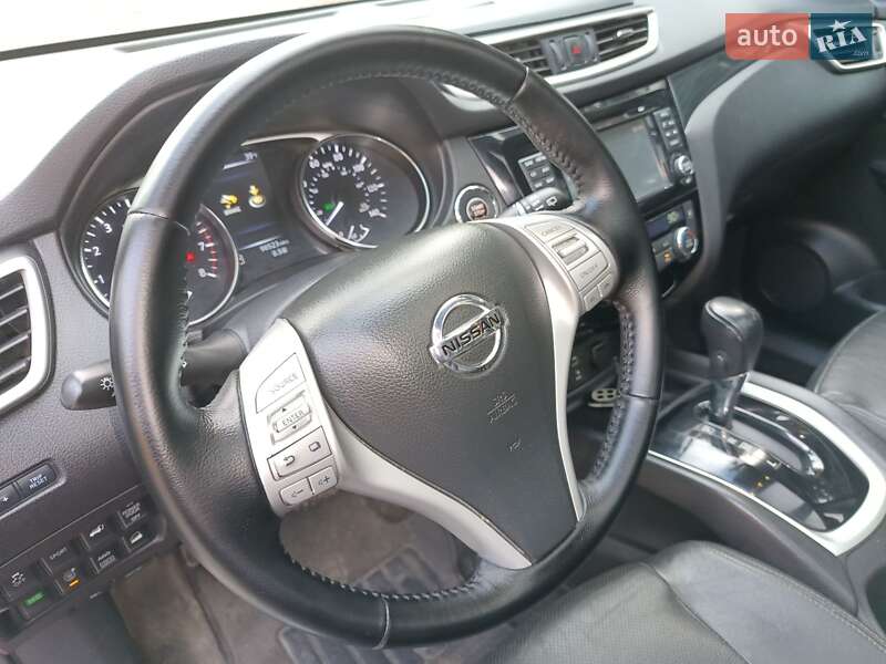 Позашляховик / Кросовер Nissan Rogue 2014 в Одесі