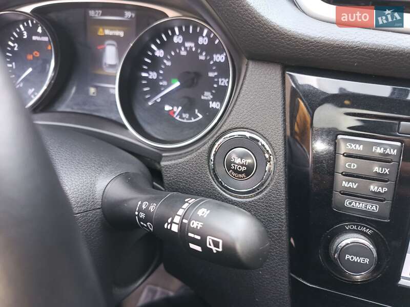 Позашляховик / Кросовер Nissan Rogue 2014 в Одесі