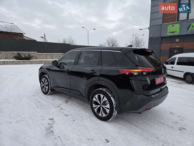 Внедорожник / Кроссовер Nissan Rogue 2021 в Тернополе