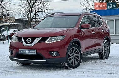Внедорожник / Кроссовер Nissan Rogue 2016 в Киеве